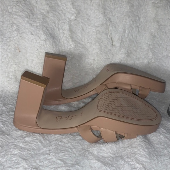NWOT Jessica Simpson Tan Leather Mules with Block Heel - Picture 8 of 9